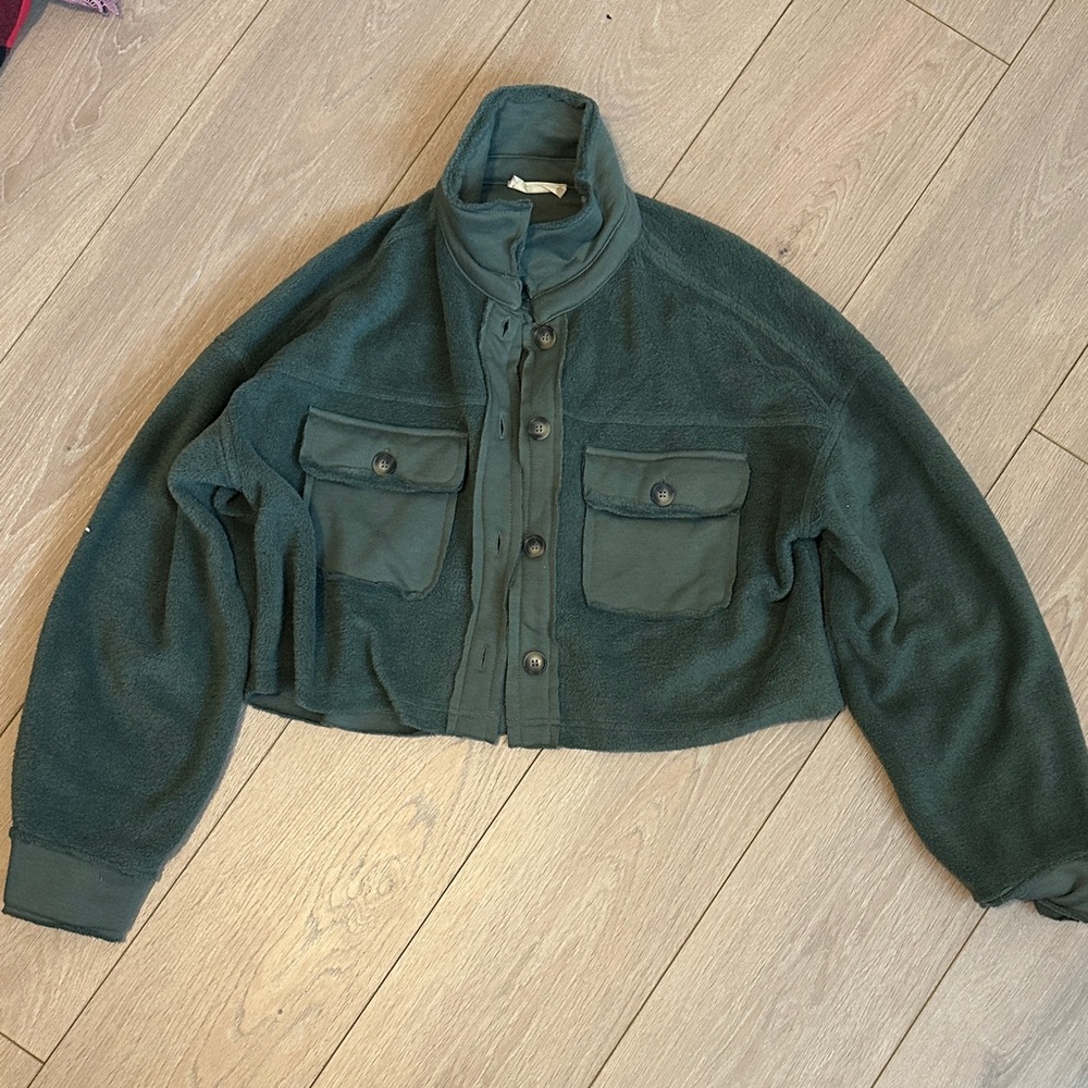 Altar’d State Women's Green Cropped long sleeve Jacket